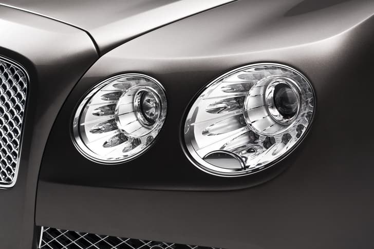 New Bentley Continental Flying Spur photo gallery